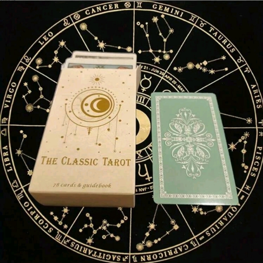 The Classic Tarot Deck with Guidebook